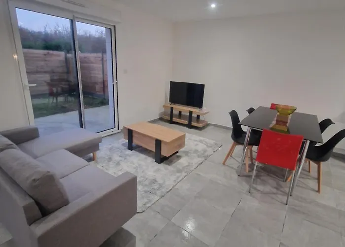 Maison Neuf Pour 4 Personnes 85M2